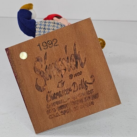 Simpich Christmas Character Doll Boy Throwing Snowball 1992 - Picture 7 of 10